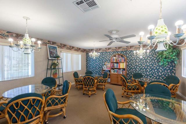 1219 E Barham Dr Spc 106, San Marcos CA: https://media.crmls.org/mediaz/3f62d679-ae06-410b-8205-208934f9a271.jpg