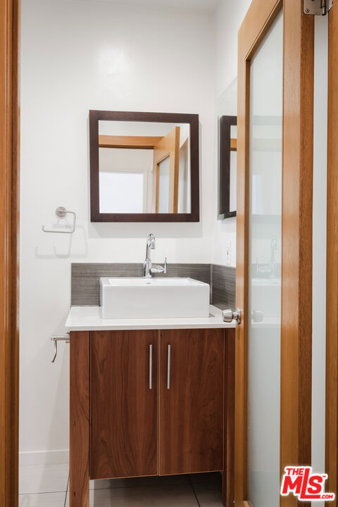 1405 OCEAN PARK Boulevard, D photo 10