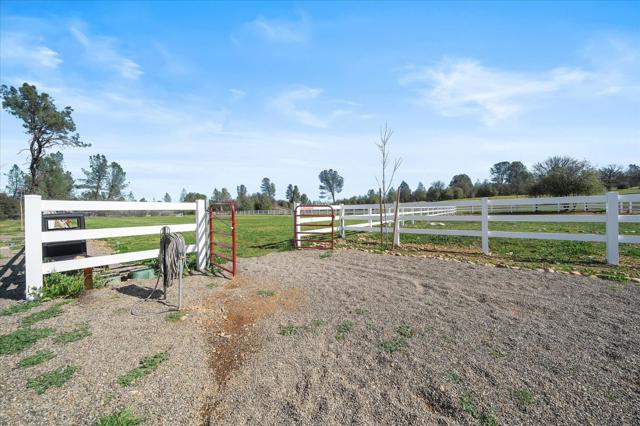 Image 95 of 98 For 9010 Quail Valley Drive