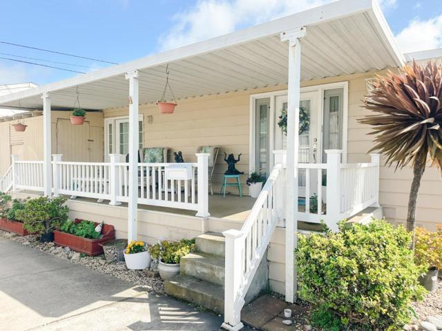 1146 Birch Avenue, Seaside CA: https://media.crmls.org/mediaz/3f632879-ea87-4a67-ac7d-e11ef556cdcf.jpg