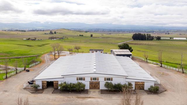 6033 Dagnino Road, Livermore CA: https://media.crmls.org/mediaz/3f63f8c3-26fb-49ff-8814-7a0de21e0b8e.jpg
