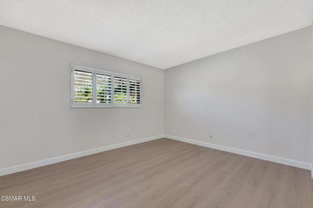839 Jenny Drive, Newbury Park CA: https://media.crmls.org/mediaz/3f6405aa-e6be-46c2-ab27-73ad8cd86cfc.jpg