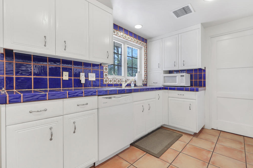 MLS #219130636DA img 13