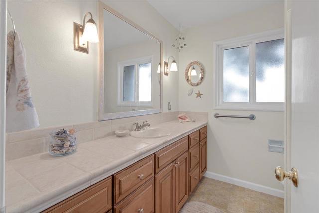 728 Spruce Avenue, Pacific Grove CA: https://media.crmls.org/mediaz/3f656e20-79a3-4201-9949-011e103150b4.jpg