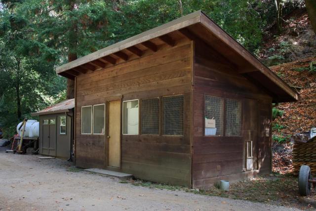 16770 Redwood Lodge Road, Los Gatos CA: https://media.crmls.org/mediaz/3f668872-2471-4414-a5c7-2ebc02b46ffe.jpg