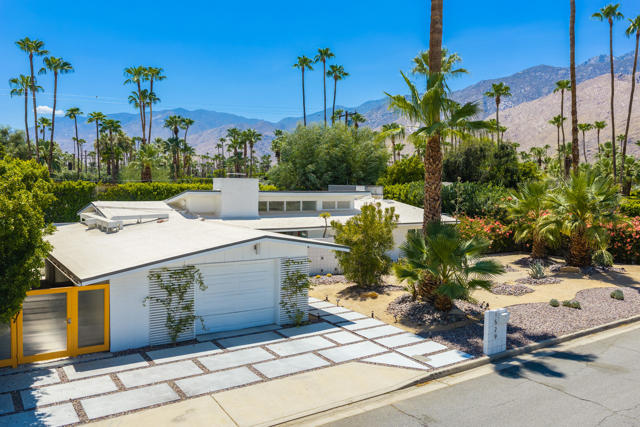 1529 S Riverside Drive, Palm Springs, CA 92264