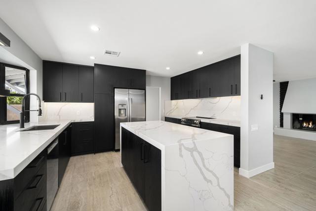 79869 Hummingbird Lane, La Quinta CA: https://media.crmls.org/mediaz/3f6712ba-41f1-4722-9c92-2ae8d9f5c4ce.jpg