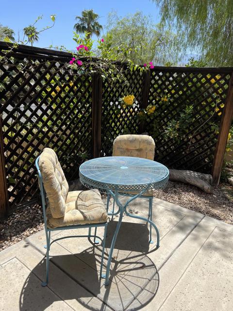26 Mission Court, Rancho Mirage CA: https://media.crmls.org/mediaz/3f684731-eded-4a4c-98fd-7b01ffb2b777.jpg