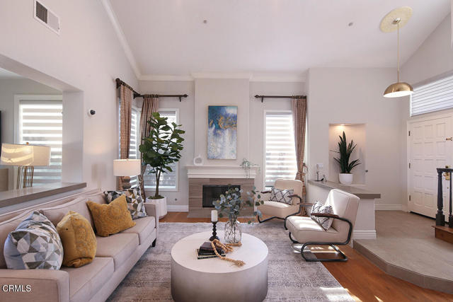 Detail Gallery Image 7 of 48 For 925 Calle Del Pacifico, Glendale,  CA 91208 - 4 Beds | 3 Baths