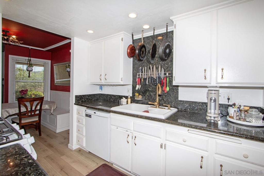 13815 Johannesberg Dr - photo 9