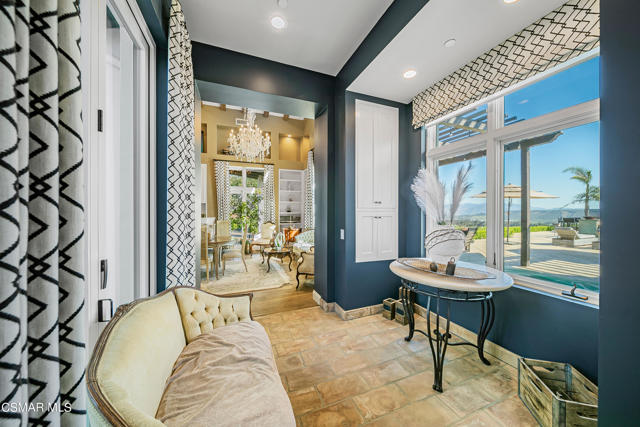 1451 E La Loma Avenue, Somis CA: https://media.crmls.org/mediaz/3f69e290-f2d4-42f4-afbe-2eaee05a571c.jpg