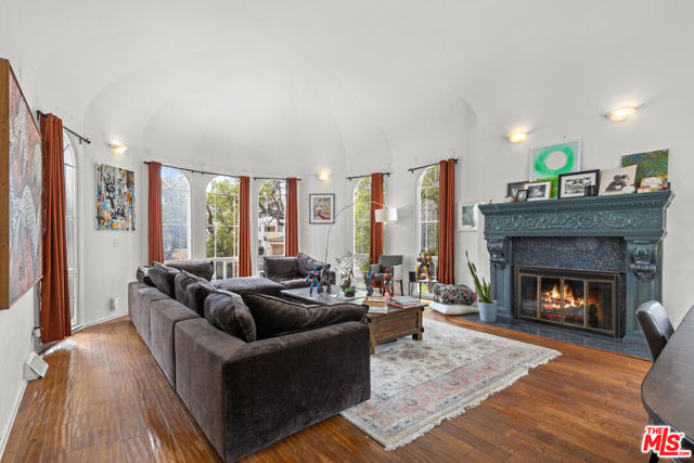 2240 Hillhurst Avenue, Los Angeles CA: https://media.crmls.org/mediaz/3f6ab6b9-84d4-4b3c-8e14-a5c1da823ea3.jpg