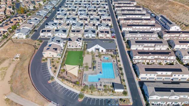 Detail Gallery Image 36 of 39 For 212 Perennial Pl, Fallbrook,  CA 92028 - 3 Beds | 2/1 Baths