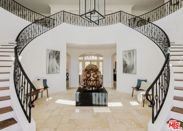 Photo of 23597 Park South Street, Calabasas, CA 91302