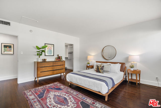 8787 Shoreham Drive, West Hollywood CA: https://media.crmls.org/mediaz/3f6df394-ff0b-45b2-bcca-bcf599fffe05.jpg