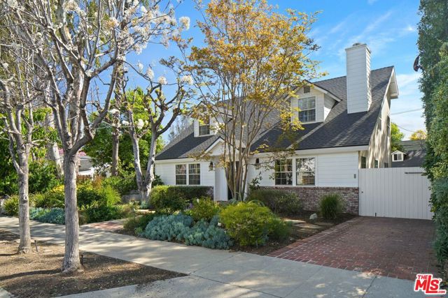 4308 Ben Avenue photo 2