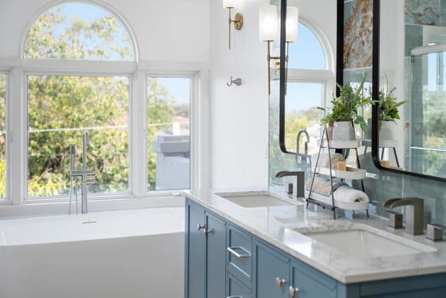 1545 Escalona Drive, Santa Cruz CA: https://media.crmls.org/mediaz/3f6e48a5-363b-4dd7-8500-2ce3021ec788.jpg