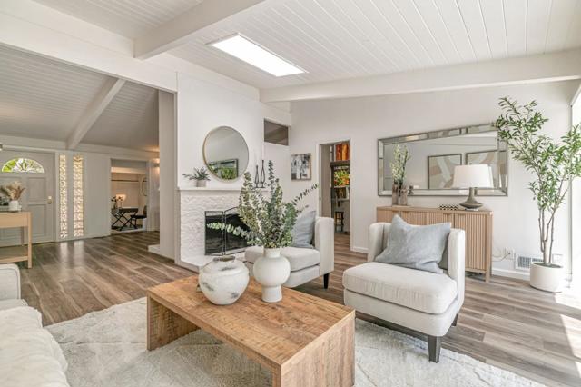 3845 Corina Way, Palo Alto CA: https://media.crmls.org/mediaz/3f6e65c2-b8dd-47bb-8e98-7aeec1798c8f.jpg