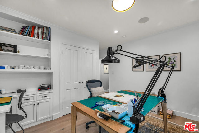 751 Westholme Avenue, Los Angeles CA: https://media.crmls.org/mediaz/3f6ed398-1b89-4320-b617-0685fa5b8974.jpg