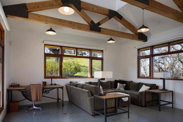 18 Touche, Carmel CA: https://media.crmls.org/mediaz/3f70d972-afc1-4ae3-8fe6-943a34b90bb7.jpg