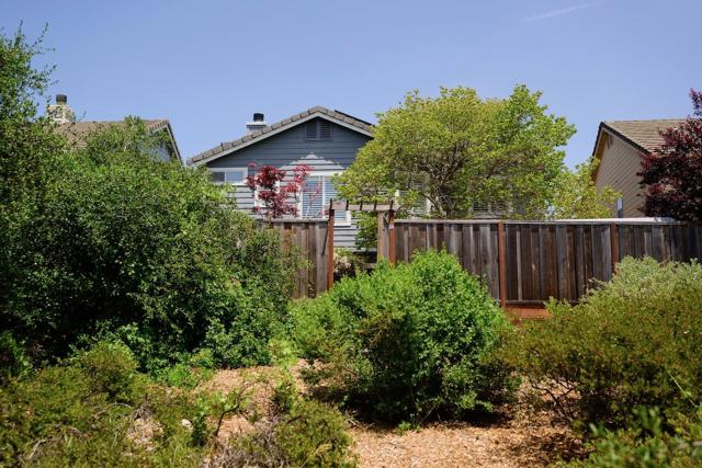 141 Navigator Drive, Scotts Valley CA: https://media.crmls.org/mediaz/3f72b04d-11cb-474f-990a-0dd295365767.jpg