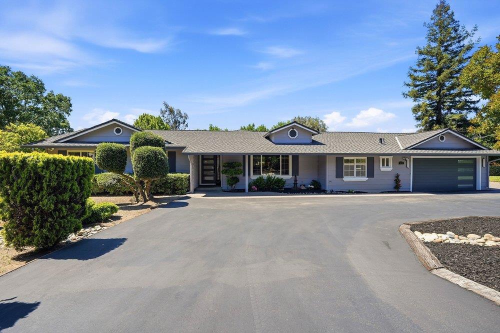 315 Clarke Lane