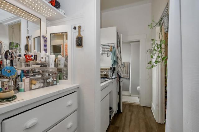 627 S 3rd Street, San Jose CA: https://media.crmls.org/mediaz/3f74f61e-16e4-4706-b2a8-35f2060d9f54.jpg