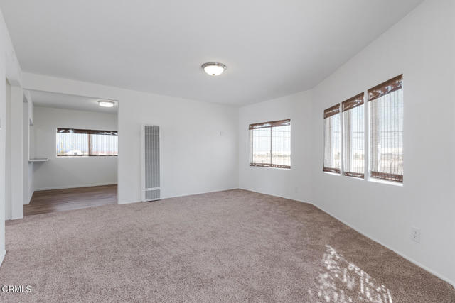 Detail Gallery Image 16 of 40 For 387 389 Highland Dr, Oxnard,  CA 93035 - 4 Beds | 2 Baths