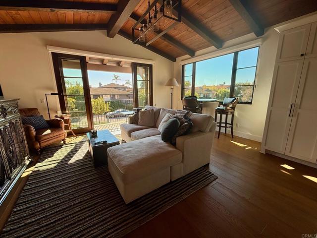 Detail Gallery Image 2 of 12 For 6138 Paseo Delicias, Rancho Santa Fe,  CA 92067 - 1 Beds | 1/1 Baths