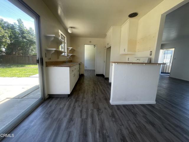 Detail Gallery Image 5 of 14 For 140 Banner Ave, Ventura,  CA 93004 - 3 Beds | 2 Baths