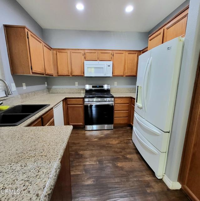 Detail Gallery Image 9 of 33 For 26520 Arboretum Way #1904,  Murrieta,  CA 92563 - 2 Beds | 2 Baths