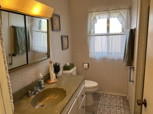 69280 Fairway Drive, Desert Hot Springs CA: https://media.crmls.org/mediaz/3f783cbd-dd8d-4d4e-870d-a33e790a6713.jpg