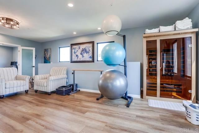 2255 Via Dulcea, Fallbrook CA: https://media.crmls.org/mediaz/3f786779-9243-4d92-a65f-b8ca340319d3.jpg