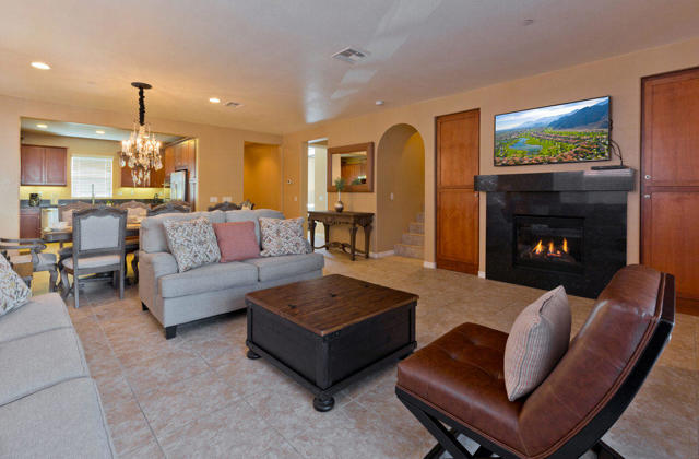 462 Via De La Paz, Palm Desert CA: https://media.crmls.org/mediaz/3f78b024-72d3-4e60-81b9-98608785cf1b.jpg