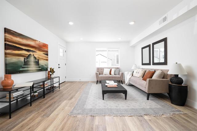 6744 6750 N Elman, San Diego CA: https://media.crmls.org/mediaz/3f78b97b-1eb3-409e-a0ec-a6be7de7cf0d.jpg