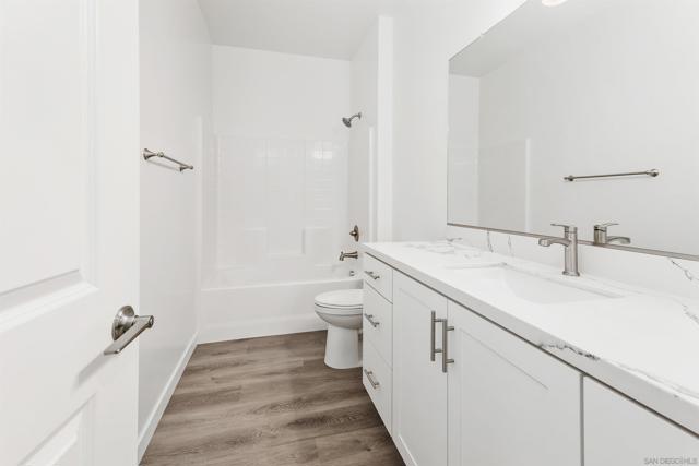 1609 Mauzy Way, El Cajon CA: https://media.crmls.org/mediaz/3f79642b-4a9a-4de8-809f-35b59f10ba15.jpg