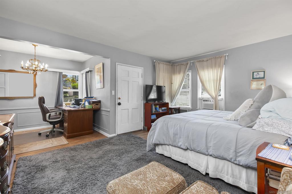 MLS #250036423SD img 12