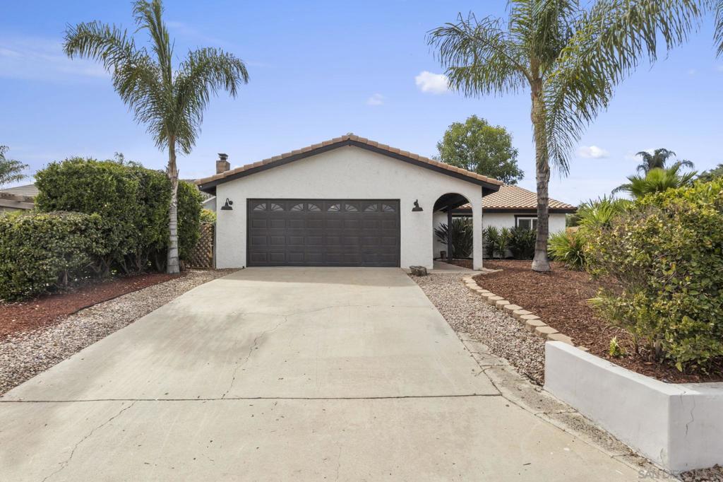 23235 Canyon Lake Dr S