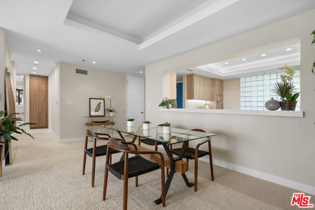 2142 Century Park Lane, Los Angeles CA: https://media.crmls.org/mediaz/3f7bead9-2ae5-4655-93a1-4403acc40bce.jpg