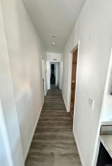 2950 Iris Avenue, San Diego CA: https://media.crmls.org/mediaz/3f7c8fe8-079b-4f23-a7d2-587021b79ad8.jpg