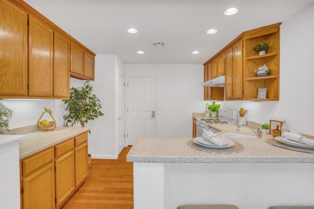 3948 Mosher Drive, San Jose CA: https://media.crmls.org/mediaz/3f7cdead-4797-458e-87b4-bbb262cec144.jpg