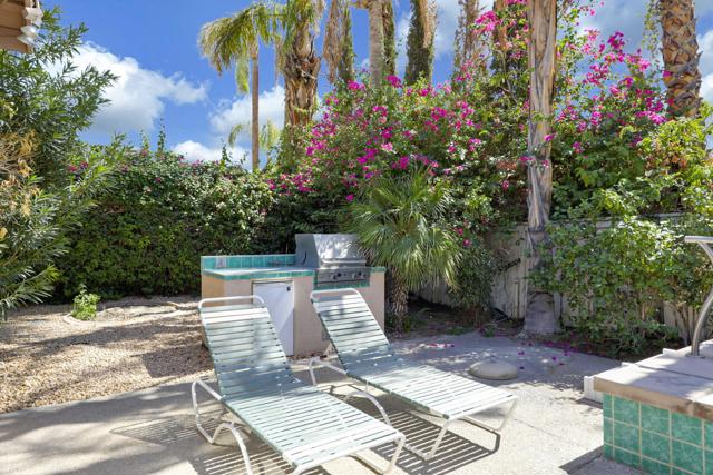 245 Strada Nova, Palm Desert, CA 92260