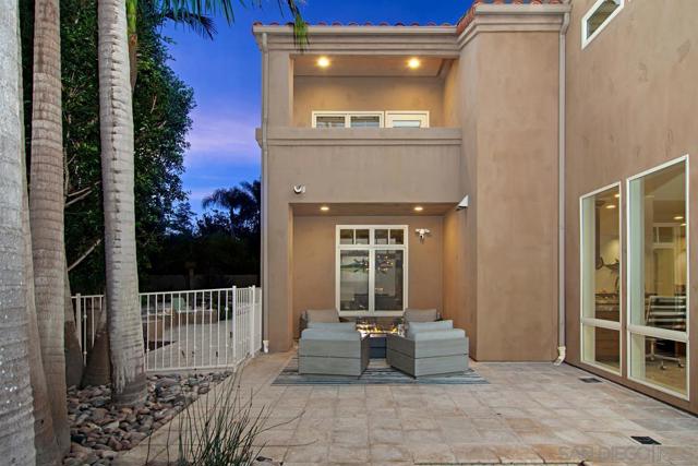927 Tingley Lane, San Diego CA: https://media.crmls.org/mediaz/3f7d2e0d-800c-4a74-b11b-f5e11796174f.jpg