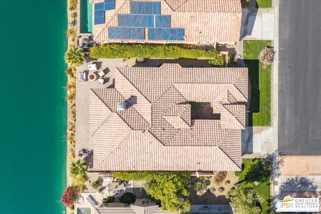 109 Shoreline Drive, Rancho Mirage CA: https://media.crmls.org/mediaz/3f7d304b-1b0c-4bbe-9984-a9e88b9bcd6e.jpg