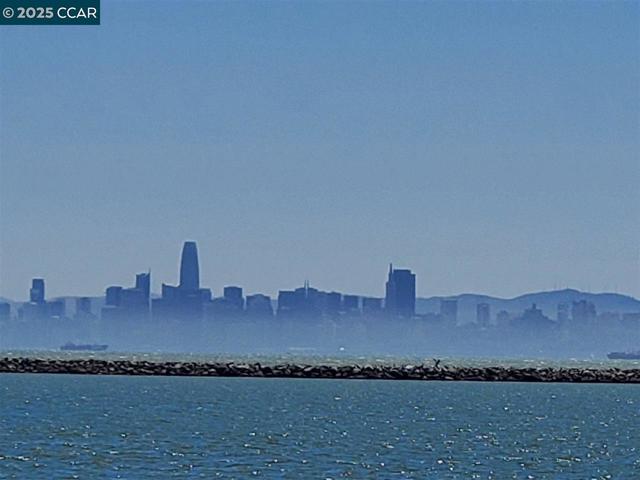 1460 Sandpiper Spit, Richmond CA: https://media.crmls.org/mediaz/3f7db7b8-565a-478f-803a-550b8a5e507c.jpg