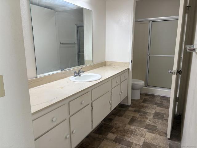 3823 Caminito Litoral, San Diego CA: https://media.crmls.org/mediaz/3f7e80fa-c9be-4883-a0af-be1e95d99a94.jpg