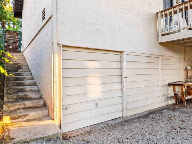17924 Saint Andrews Dr, Poway CA: https://media.crmls.org/mediaz/3f7ebace-04fb-48da-9e3b-334427028736.jpg