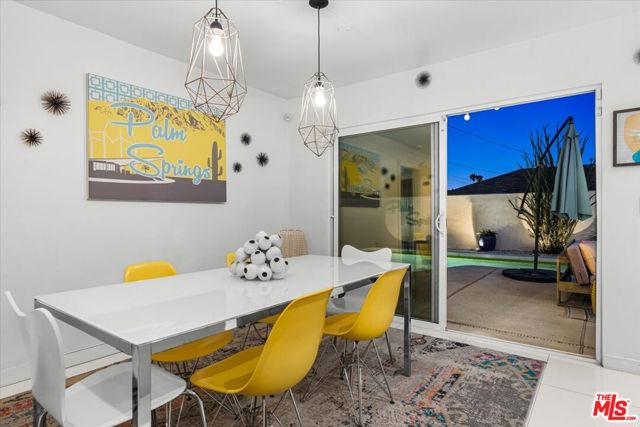 3963 E Calle San Antonio, Palm Springs, CA 92264