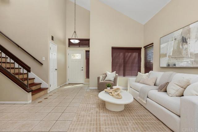 Detail Gallery Image 8 of 43 For 1715 Landing Dr, Vista,  CA 92081 - 3 Beds | 2/1 Baths