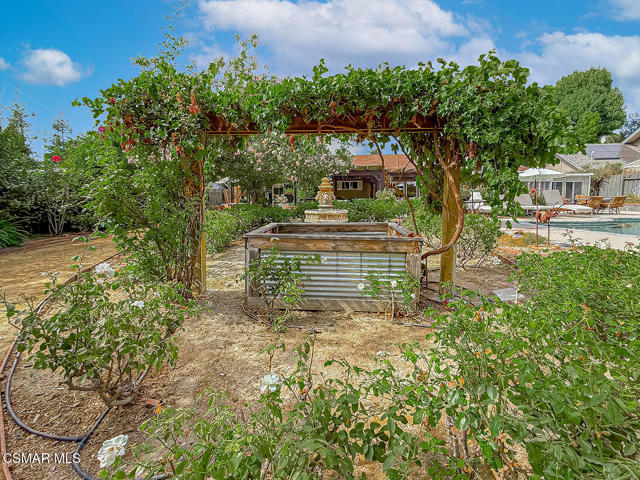 1888 El Monte Drive, Thousand Oaks CA: https://media.crmls.org/mediaz/3f82c27b-1c64-4fbf-af1e-77938b1c0b77.jpg